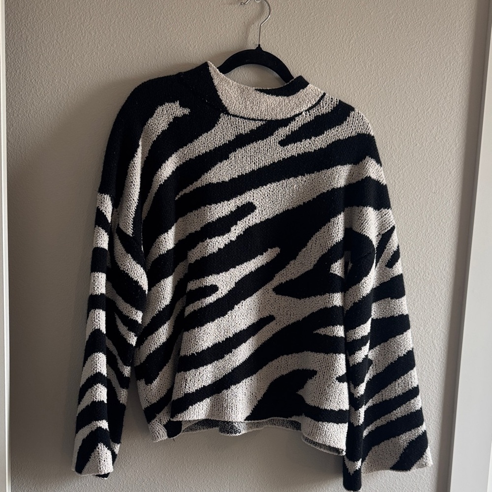 Pink Lily Zebra Pattern Sweater